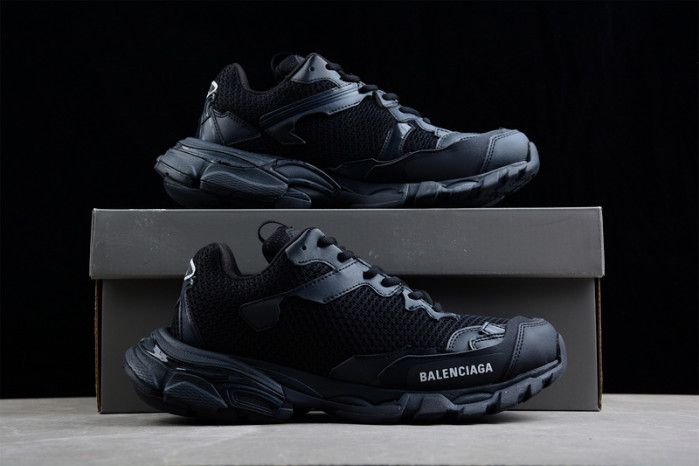 Ba*len*cia*ga track trainer  btt-001